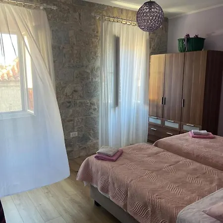 Apartment Devivi