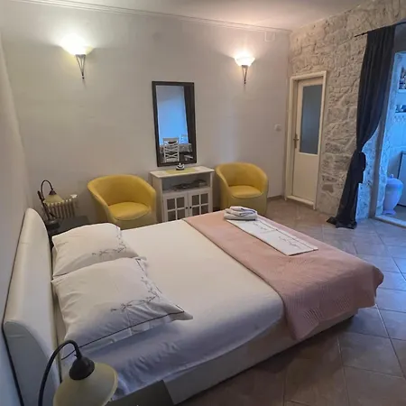 Apartment Devivi *