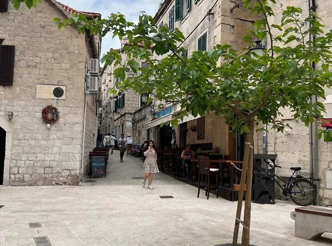 Devivi * Split